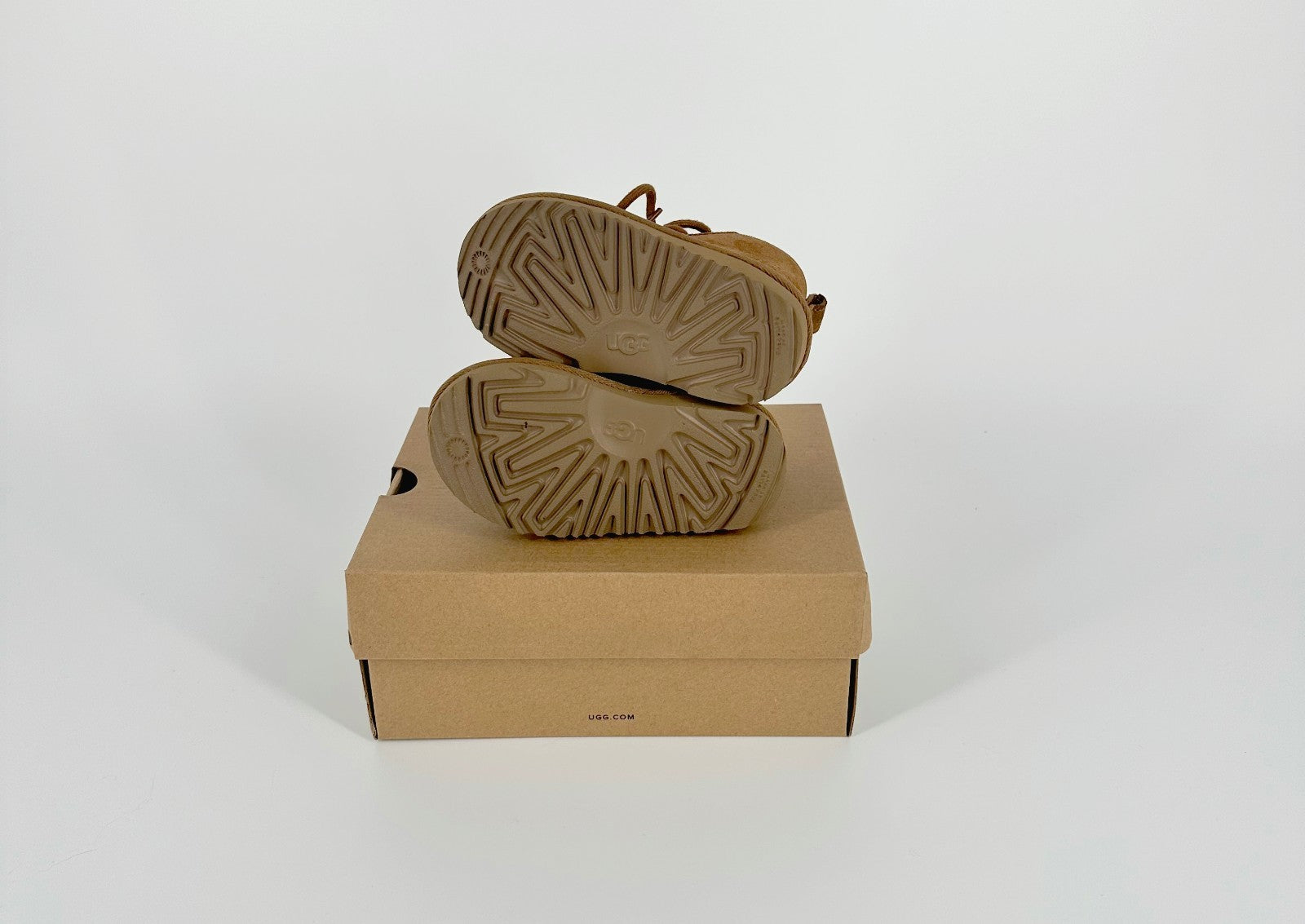 Ugg T Neumel II Chestnut Size 7 Kids