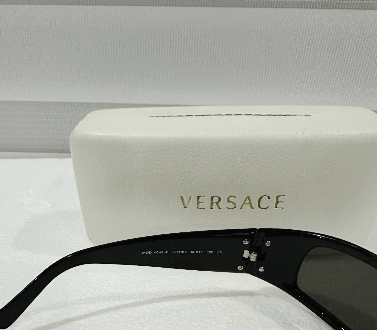Versace Women Black Sunglasses MOD 4044-B GB 1/87