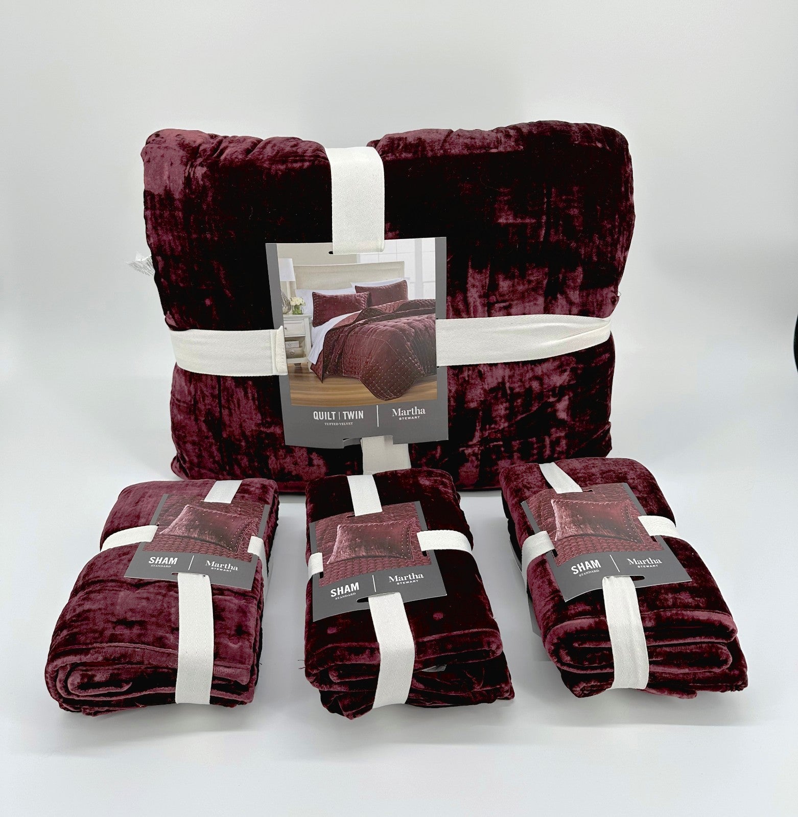Martha Stewart Tufted Velvet Quilt Twin Size With 3 Pillow Shams