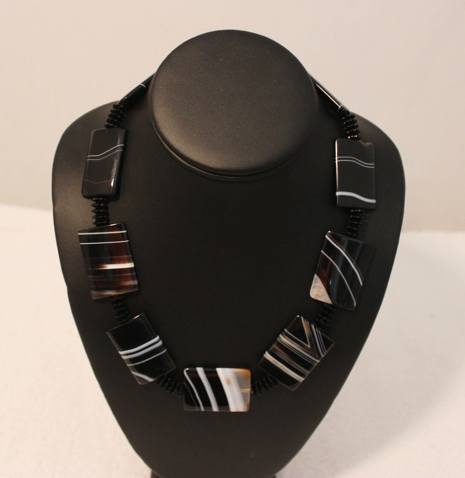 Antique Victorian Banded Agate Stone Bead Necklace 20"